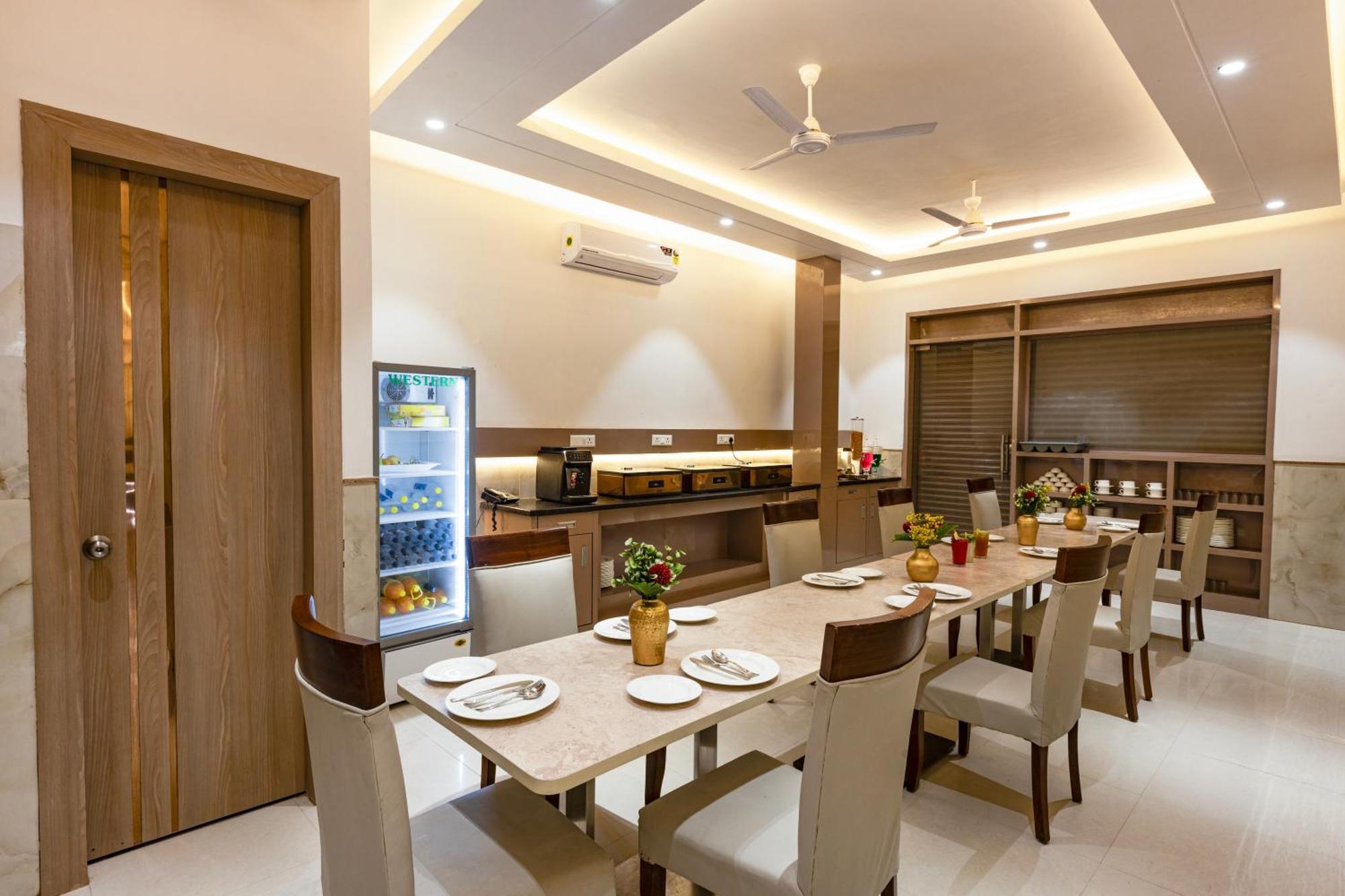 The Orion Hotel Era - Delhi Airport New Delhi Exterior foto